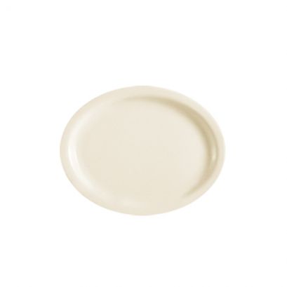 Oval Platter 13 1/8" (12/Case) – Stylish and durable 13 1/8-inch oval platter ideal for serving entrées, appetizers, or shared dishes. Crafted from high-quality porcelain, perfect for restaurants, banquets, and catering presentations.