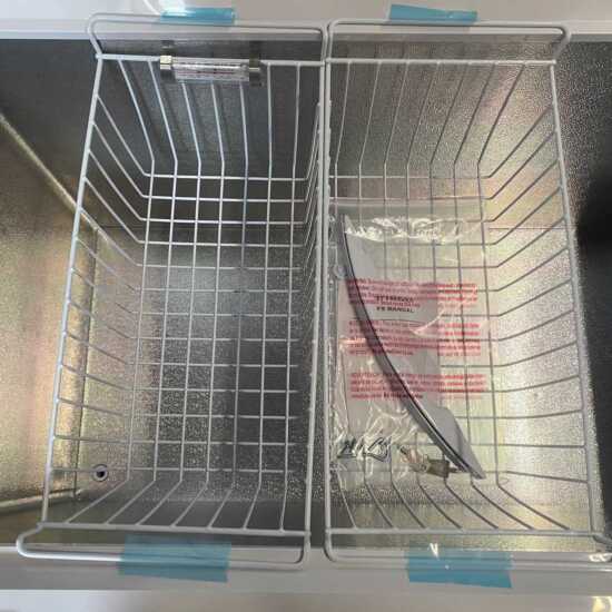 Coldline CF60 60" Commercial Chest Freezer, 15.0 cu. ft., offers expansive storage for bulk frozen goods in commercial environments. Ideal for high-volume use, it ensures easy access and organized storage.
