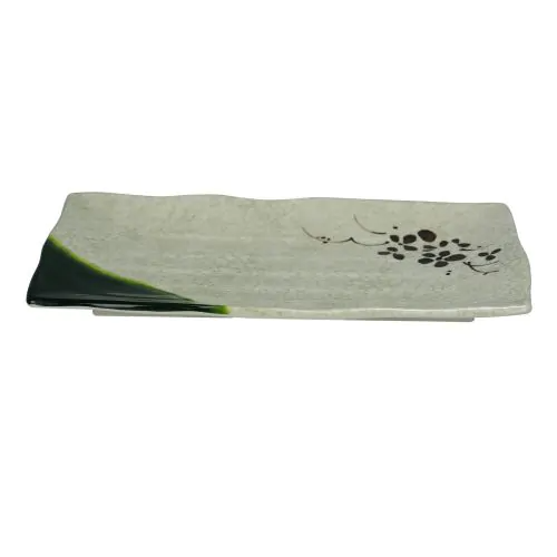 Yanco Rectangular Ripple Plate HO-2412 It is made from durable and reliable melamine material, which makes the plate look like ceramics. You can use this stylish plate to serve any dish you want. For example, you can use it for serving tortillas, rice, noodles, appetizers or hot meals. The Honda collection has an elegant and stylish design. Performed in gray color, it will perfectly fit any restaurant environment.