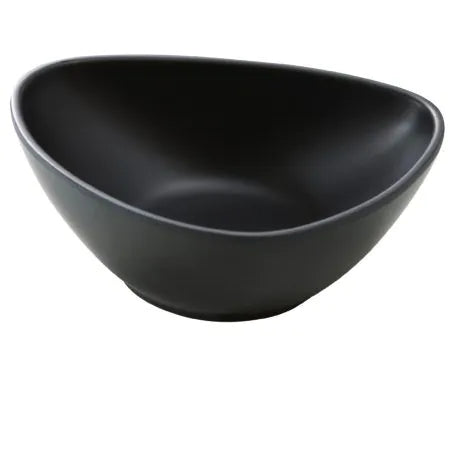 Yanco Deep Triangle/Pasta Plate MO-211BK It is made from durable and reliable melamine material, which makes the plate look like ceramics. You can use this stylish plate to serve any dish you want. For example, you can use it for rice, noodles, appetizers or hot meals. The Moderne collection has an elegant and stylish design. Performed in black color, it will perfectly fit any restaurant environment. Whether it's an Italian, Japanese or American cuisine, it will subtly emphasize the atmosphere of your