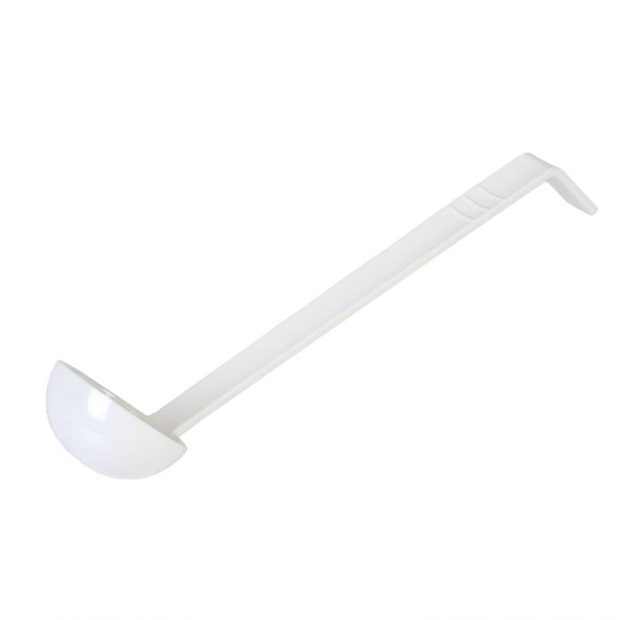Thunder Group Ladle is a reliable tool engineered for precise portioning in professional kitchens. With a 1 oz. bowl and an 10 1/2" length, this one-piece ladle is ideal for controlled serving of dressings, sauces, and condiments. Made from durable polycarbonate, it offers excellent resistance to heat, breakage, and staining, while remaining lightweight for ease of use. Its neutral white tone complements various kitchen environments and color-coded utensil systems.