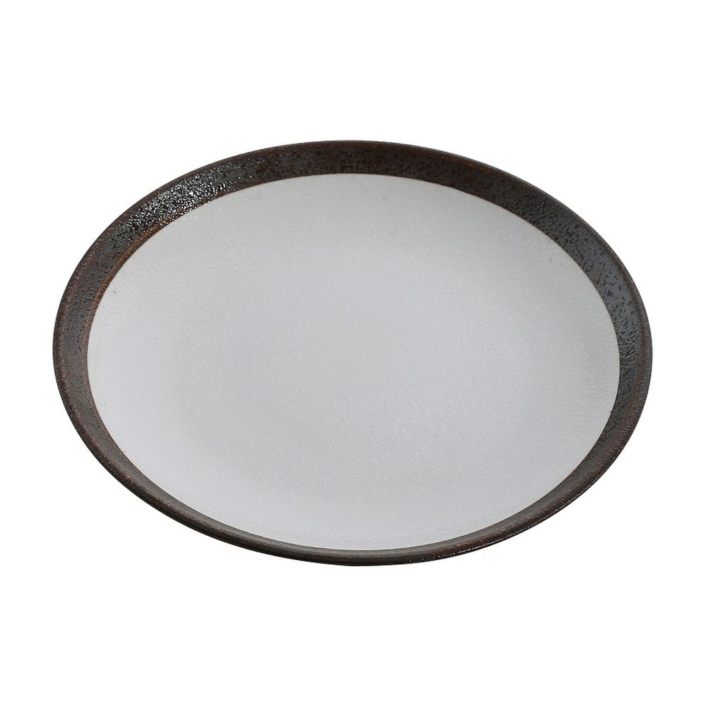 Yanco Coupe Shape Plate RO-110 is a stylish and durable addition to any tableware collection. Made from high-quality porcelain with a glazed finish, this round coupe plate measures 10.25 inches in diameter with a height of 0.875 inches. Designed for versatility, it is perfect for serving salads, pasta, and hot meals. Its sleek white design enhances any table setting, making it ideal for fine-dining restaurants, catered events, outdoor dining, and hotels.