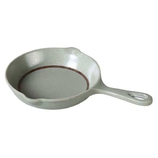 Yanco Pot Plate With Handle YO-5010 is a stylish and practical choice for serving soups, stews, and other hearty dishes. Featuring a round design with a sturdy handle, this plate ensures easy transport from kitchen to table. With a 14 oz. capacity, it provides ample space for generous portions while maintaining a compact size. Crafted from high-quality melamine, it boasts a sleek matte green finish that enhances any table setting.