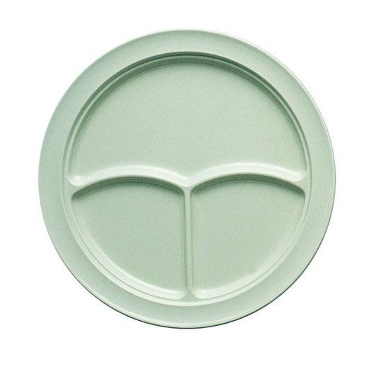 Yanco 3-Compartment Plate NS-703G It is made from durable and reliable melamine material, which makes the plate look like ceramics. You can use this stylish plate to serve any dish you want. For example, you can use it for serving salads, side dishes, sushi or hot meals. The Nessico collection has an elegant and stylish design. Performed in green color, it will perfectly fit any restaurant environment.