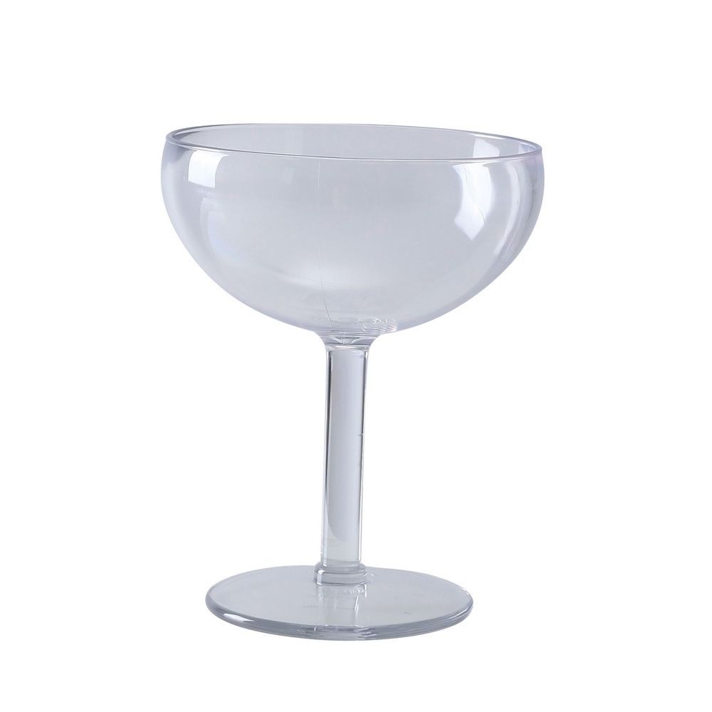 Yanco Margarita Glass SM-16-MG is a stylish and durable choice for serving margaritas and cocktails in any setting. Made from high-quality SAN plastic, this 16 oz glass offers the clarity of traditional glassware while being impact-resistant for high-traffic environments. Its elegant design, with a wide 4.75-inch diameter and sturdy 6.5-inch height, enhances the presentation of drinks while ensuring stability.