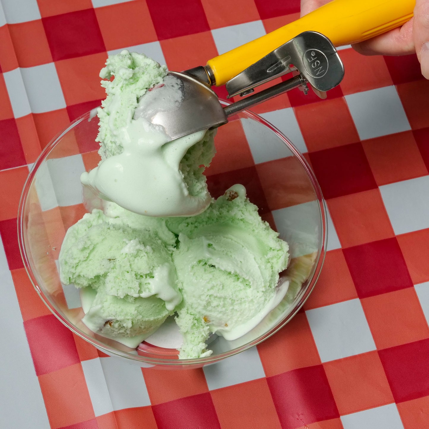 Stainless Steel Ice Cream Scoop with Trigger Lever and Yellow Grip Handle - Aluminum Design Scooper for Italian Ice, Sorbet, Cookie Dough, Gelato