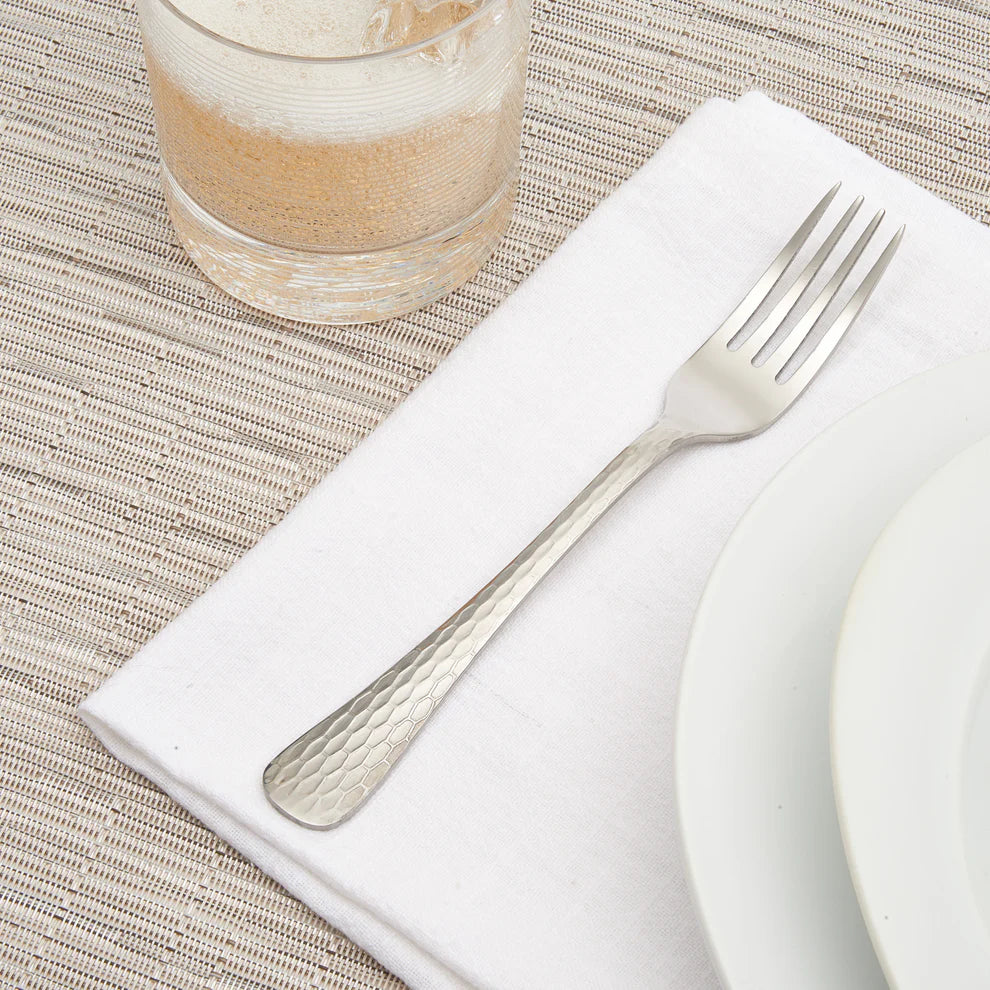 Winco 0023-05, 18/0 Hammered Finish, Med Weight Caspian Dinner Fork