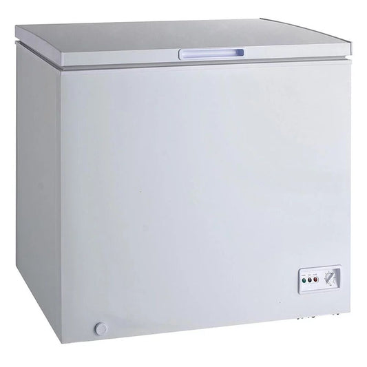 Coldline CF30 30" Commercial Chest Freezer, 5.0 cu. ft., compact yet efficient, perfect for storing frozen products in commercial settings. Designed for easy access and reliable storage of smaller quantities.