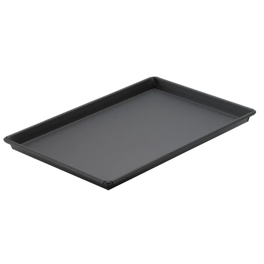 (12"x18"x1", 16"x16"1") Sicilian Pizza Pan 4/Pack is ideal for making traditional thick and chewy Sicilian pizzas. The pizza pan is made of durable heavy weight cold rolled steel, ensuring its longevity. It has a non-stick coating that provides improved heat transfer for more efficient cooking. This pan also has a tapered design and is fully nesting to save on storage. The pan can withstand a max temperature of up to 500°F.