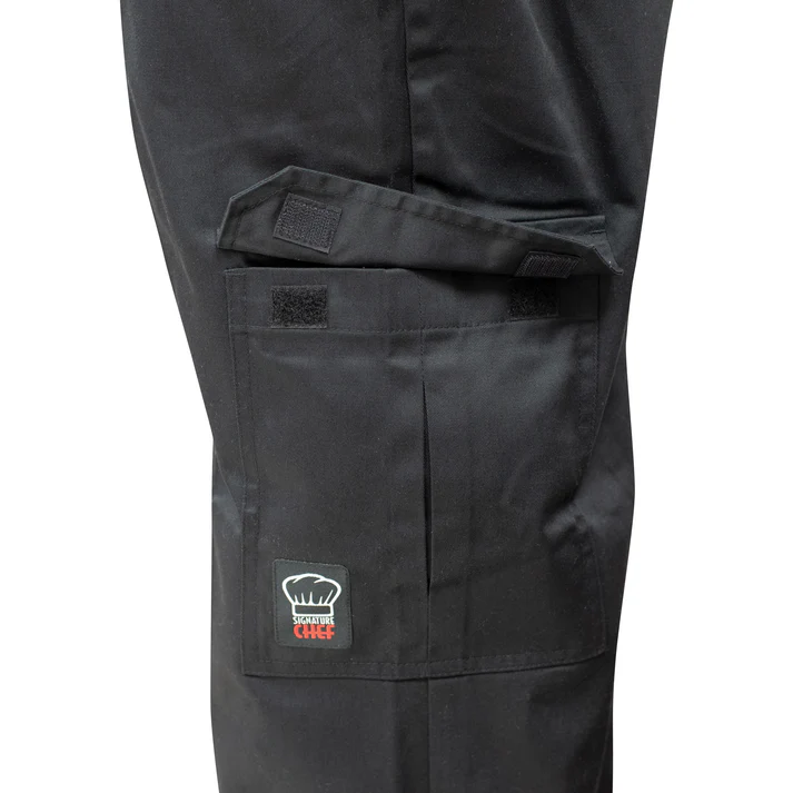 Cargo Chef Pants (L, M, S, XL, XS, 2XL) 12/Pack these pull-on style pants feature a drawstring secure fastening. The lightweight 65/35 poly-cotton blend ensures maximum breathability ideal for chefs and line cooks in hot hotel and restaurant kitchens. The black pants offer ample storage with dual cargo pockets, dual on-seam pockets and dual rear pockets. The traditional styling of these pants adds an upscale flare that elevates any dining experience