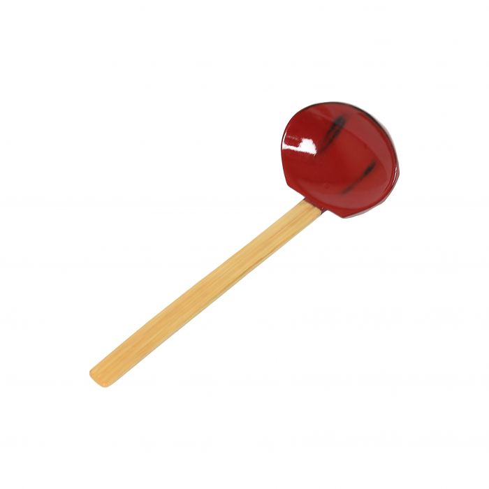 Thunder Group Soup Spoon with Bamboo Handle combines durability and style, making it a great choice for any dining setting. Featuring a break-resistant melamine bowl and a sturdy bamboo handle, this spoon offers a comfortable grip and a natural aesthetic. Ideal for serving soups, broths, and other liquid-based dishes, it is a practical addition to restaurants, catering events, and home kitchens.