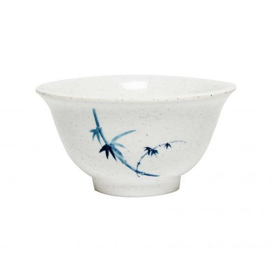 Thunder Group Rice Bowl is perfect for serving miso soup, soba, ramen, kimchi and other Asian dishes. This stone-colored bowl with bamboo accents will bring oriental flare to your food presentation. Manufactured from a durable plastic material this dinnerware is extremely popular for its nearly unbreakable structure. However, with heat resistance of up to 212° F or 100° C, melamine is not suitable for cooking and warming foods in a microwave or oven. It is dishwasher safe. 