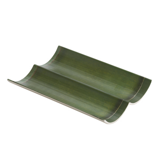 Yanco Divided Plate BA-3109 It is made from durable and reliable melamine material, which makes the plate look like ceramics. You can use this stylish plate to serve any dish you want. For example, you can use it for presenting cakes, appetizers or serving hot meals. The Bamboo collection has an elegant and stylish design. Performed in classic green color and natural bamboo look design, it will perfectly fit any restaurant environment. 