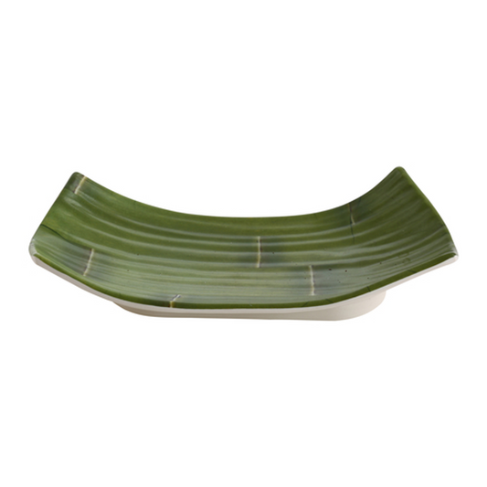 Yanco Deep Plate BA-3112 It is made from durable and reliable melamine material, which makes the plate look like ceramics. You can use this stylish plate to serve any dish you want. For example, you can use it for presenting cakes, appetizers or serving hot meals. The Bamboo collection has an elegant and stylish design. Performed in classic green color and natural bamboo look design, it will perfectly fit any restaurant environment.