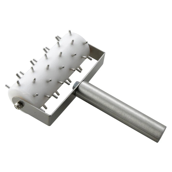 Dough Roller Docker 6/Pack features a heavy duty plastic barrel with stainless steel pins, this half size roller docker does a great job of perforating pizza dough to prevent unattractive air bubbles from forming in your pizza crust. The solid stainless steel handle is both comfortable to use and easy to clean.