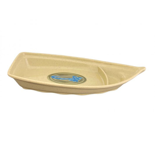 Thunder Group Sushi Boat 6/Pcs is perfect for serving different types of sushi with soy sauce and wasabi simultaneously. This ceramics-like small sushi boat with Asian accents will bring oriental flare to your food presentation. The WEI collection has a distinctive presentation. All Asian WEI tableware has a spotted marble-like beige color and a blue hieroglyphic pattern on a dark brown background. 