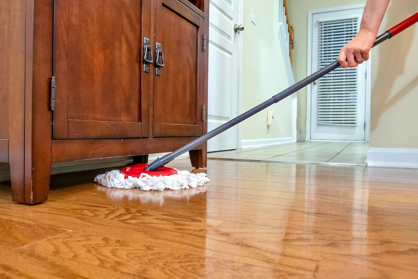 O-Cedar Easywring Microfiber Spin Mop with Bucket Red Gray