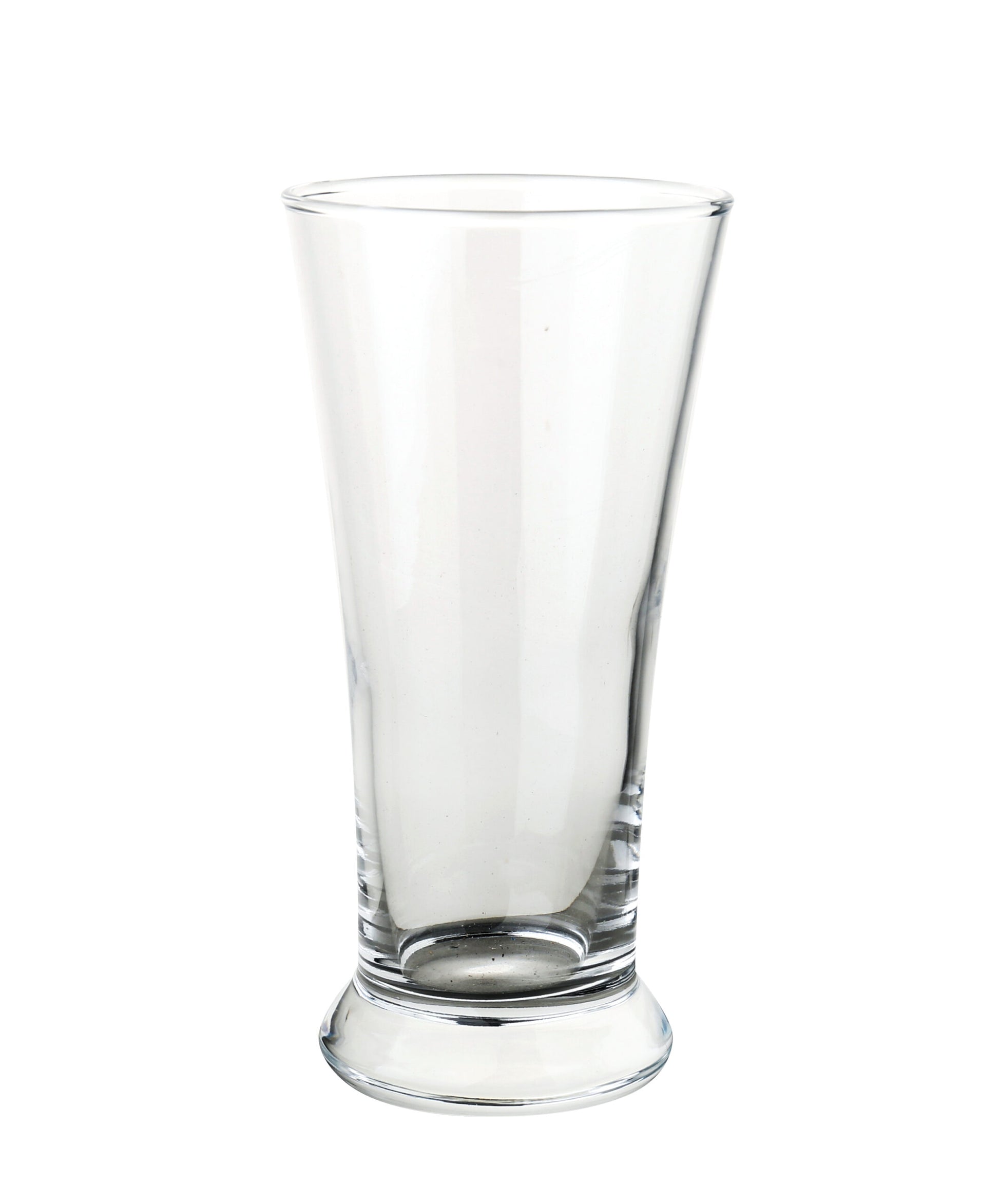 Yanco Beer Glass AM-509 offers a tall, slim profile perfect for showcasing lagers, pilsners, and other refreshing brews. With a 9.25 oz capacity, it's ideal for smaller servings, beer flights, or tasting menus. Crafted from durable, clear glass, this beer glass enhances the visual appeal of your beverages while maintaining strength for repeated use. Part of the Aqua Mist collection, it’s well-suited for breweries, bars, and restaurants that value presentation and reliability.