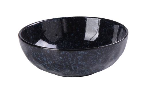 Yanco Salad Bowl BL-807 is the perfect blend of style and practicality. Crafted from durable color-glazed porcelain, this 28 oz bowl features a 7" diameter and a 2 1/2" depth, making it ideal for serving salads and other dishes. The vibrant blue finish adds a touch of elegance to any table setting, while its microwave and dishwasher-safe design ensures ease of use and cleaning.
