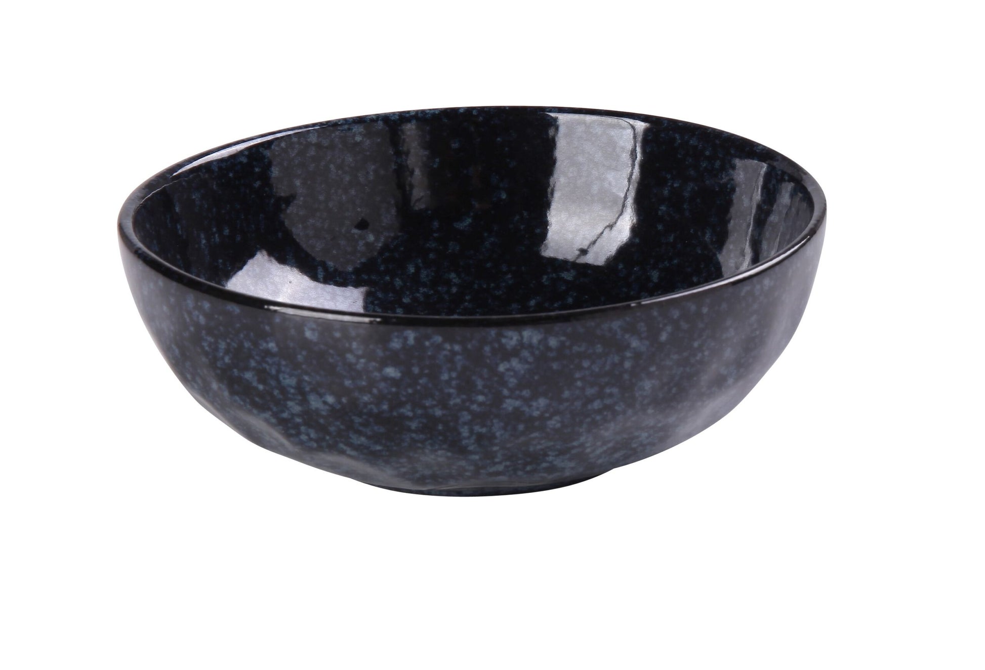 Yanco Noodle Bowl BL-808 is the perfect choice for all your noodle dishes. With a 30 oz. capacity and an 8" diameter, this round bowl is 2-1/2" deep, providing ample space for a hearty serving of noodles. Made from high-quality color-glazed porcelain, it offers durability and convenience with microwave and dishwasher-safe properties. The vibrant blue color enhances your table setting, making it ideal for both casual and formal dining. 