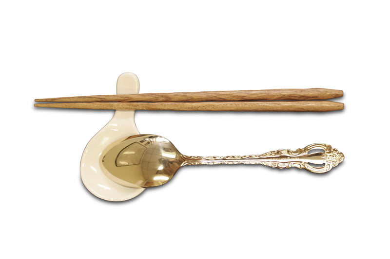 BLACK SPOON AND CHOPSTICK REST