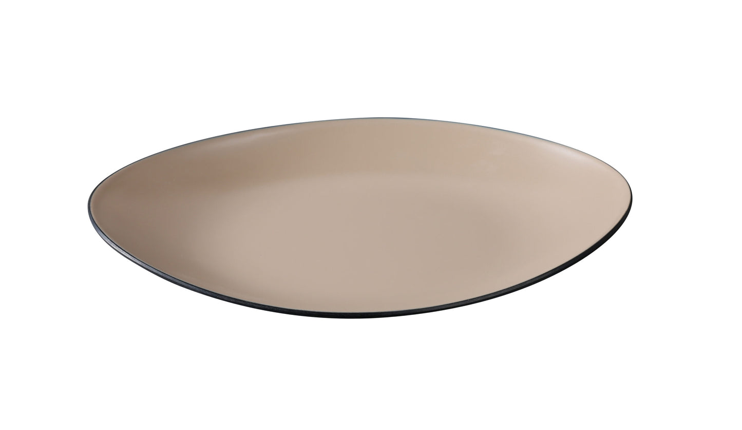 Yanco Deep Oval Plate BM-211CL delivers a balance of strength and style with its durable melamine construction and distinctive brushed texture. Designed in clay and black tones, this plate adds visual depth to any tabletop presentation. Ideal for appetizers, desserts, or small entrées, it suits a variety of settings from restaurants to banquets.