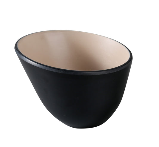Yanco Serving Sheer Bowl BM-705CL offers a refined blend of functionality and style. With a generous 35 oz size and crafted from durable, scratch-resistant melamine, this bowl is ideal for presenting shared dishes, sides, or large individual servings. Its clay and black color palette, paired with a brushed texture, reflects the signature look of the Birmingham collection—elevating everyday dining with a touch of artistry.