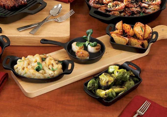 CASM-6R - 6-3/8" Dia FireIron™ 14 Oz Mini Round Enameled Cast Iron Server