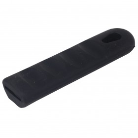 Black silicone handle sleeve for 7" and 8" fry and sauce pans stanton trading, removable and heat-resistant up to 450°F for a secure grip. Ideal for home and commercial kitchens.
