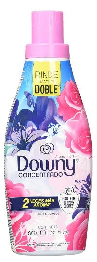 Downy Fabric Softener Aroma Floral, 800 mL bottle for soft clothes with a fresh floral scent