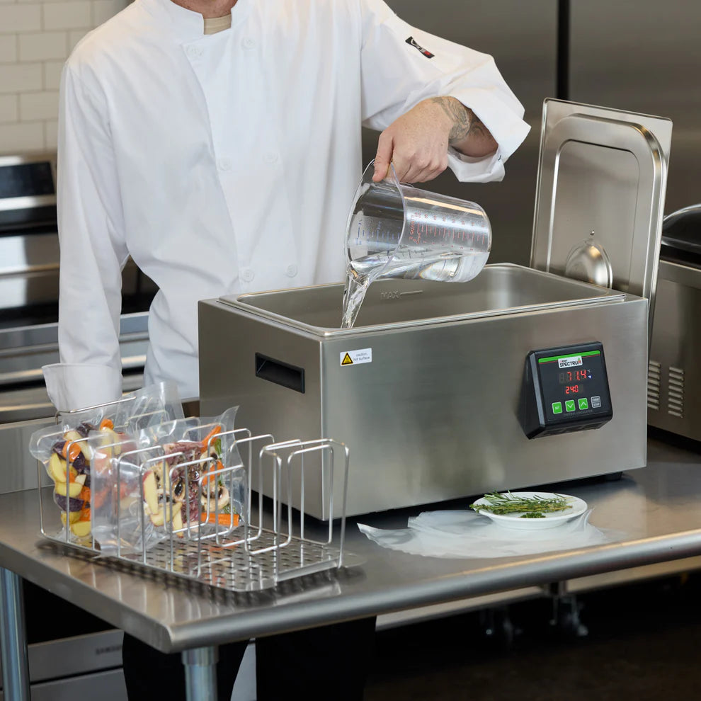 Winco ESVC-28D, 120V, 1800W , 28L Capacity, Spectrum™ Sous Vide Cooker Tank