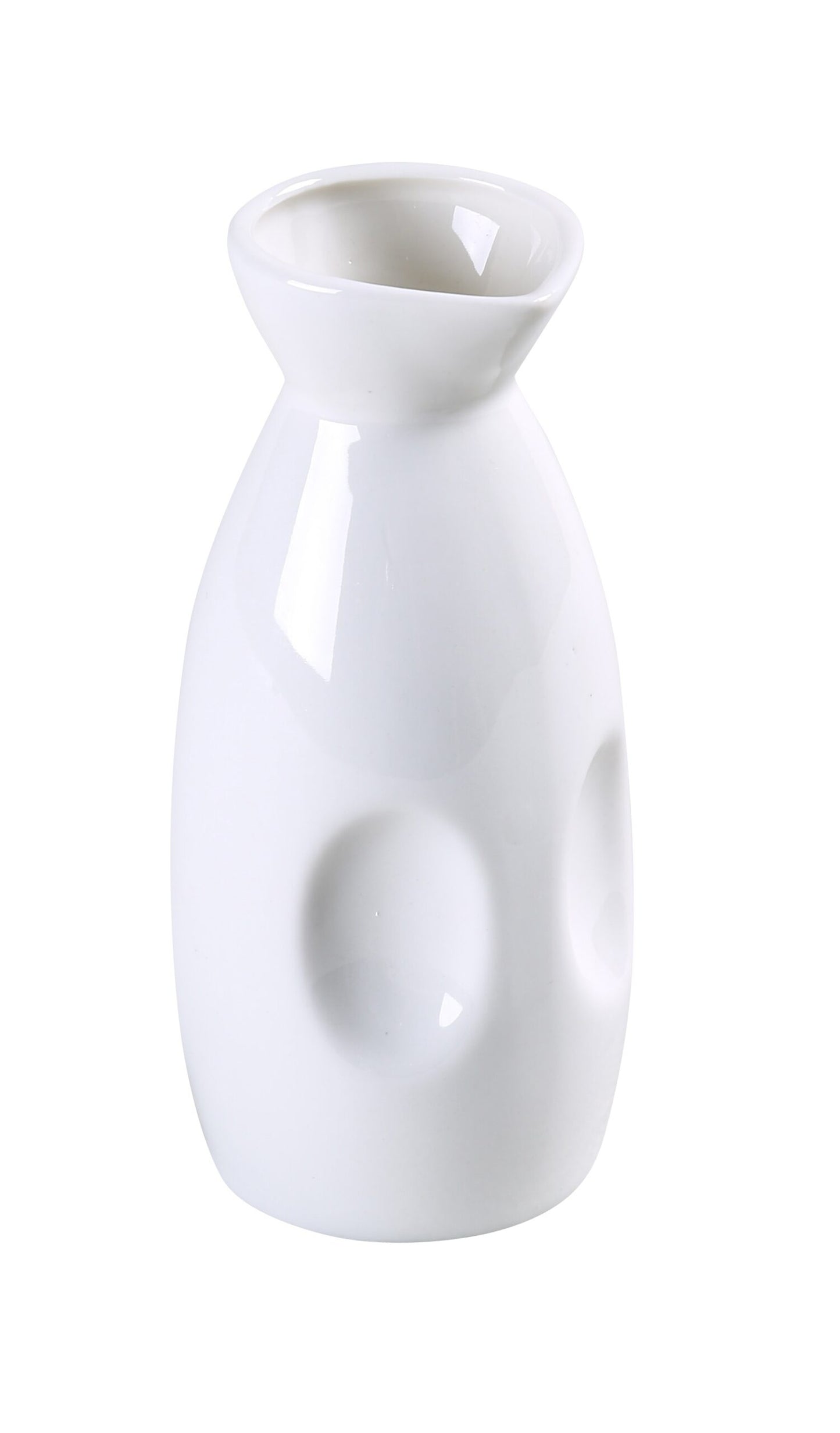Yanco Wine Pot FU-907 combines style and practicality in one elegant piece. Crafted from high-quality bone white porcelain, this port is the perfect vessel for serving wine, sake, or other specialty drinks. With a 7.5 oz capacity, it stands 1 3/4" in diameter and 5 3/4" in height, making it a great choice for both formal and casual occasions. The smooth, sleek design enhances its sophisticated look, while its durability ensures it will withstand frequent use. 