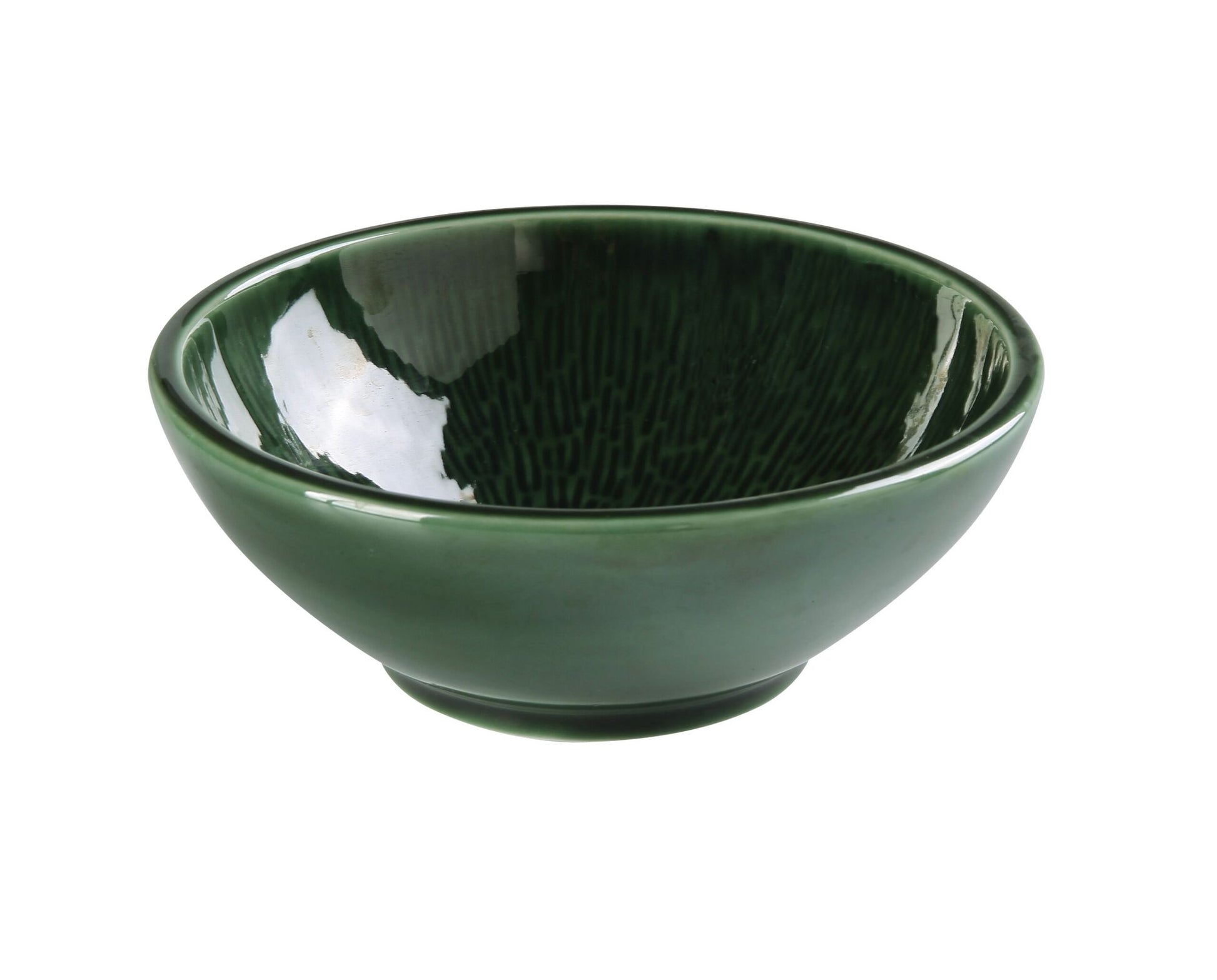 Yanco Bowl GG-808 blends bold color with functional design, featuring a vibrant green glaze and a smooth, rounded profile ideal for generous servings. Crafted from durable chinaware, it’s perfect for ramen, pho, udon, rice bowls, stir-fries, salads, and hearty entrées. The textured interior and glossy finish enhance food presentation while ensuring long-lasting performance for both commercial and home dining. As part of the Green Gem collection, it brings a cohesive, elegant look to any tabletop.