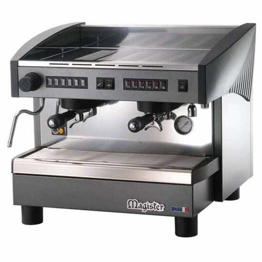 The Magister ES70 STILO 110V Second Group Automatic Espresso Machine, with 2700W power and a steam wand, is ideal for high-volume espresso brewing and milk frothing in cafes, restaurants, or coffee shops.

