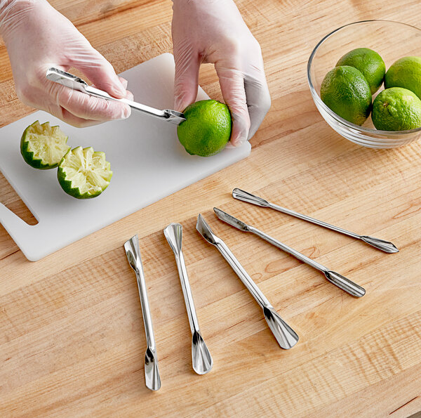 garnishing tools