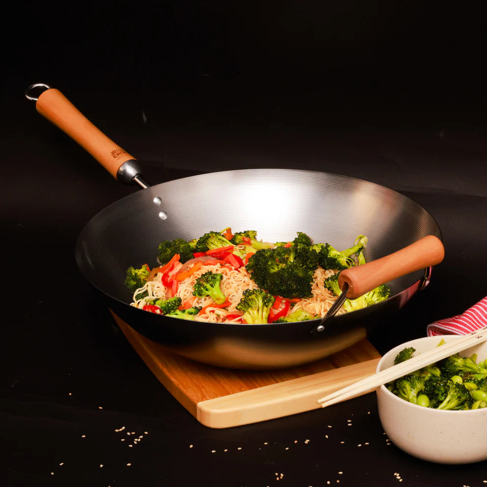 Winco J21-9978, 14" Flat Bottom Carbon Steel Wok w/ Birch Handles Joyce Chen Classic