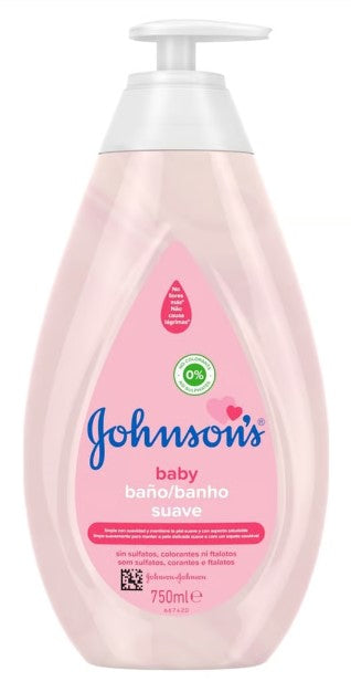 Johnson’s Baby Soft Wash 750 mL bottle, gentle daily cleanser for baby’s delicate skin.