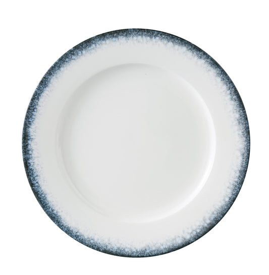 Yanco Dinner Plate MR-112 brings a bold, modern aesthetic to the table with its deep midnight blue rim and clean white porcelain body. At 12 1/4" in diameter, it offers ample space for serving full-sized entrées, making it an excellent choice for main courses in upscale dining environments. Its durable construction and elegant design make it both functional and visually appealing for restaurants, hotels, and banquets.