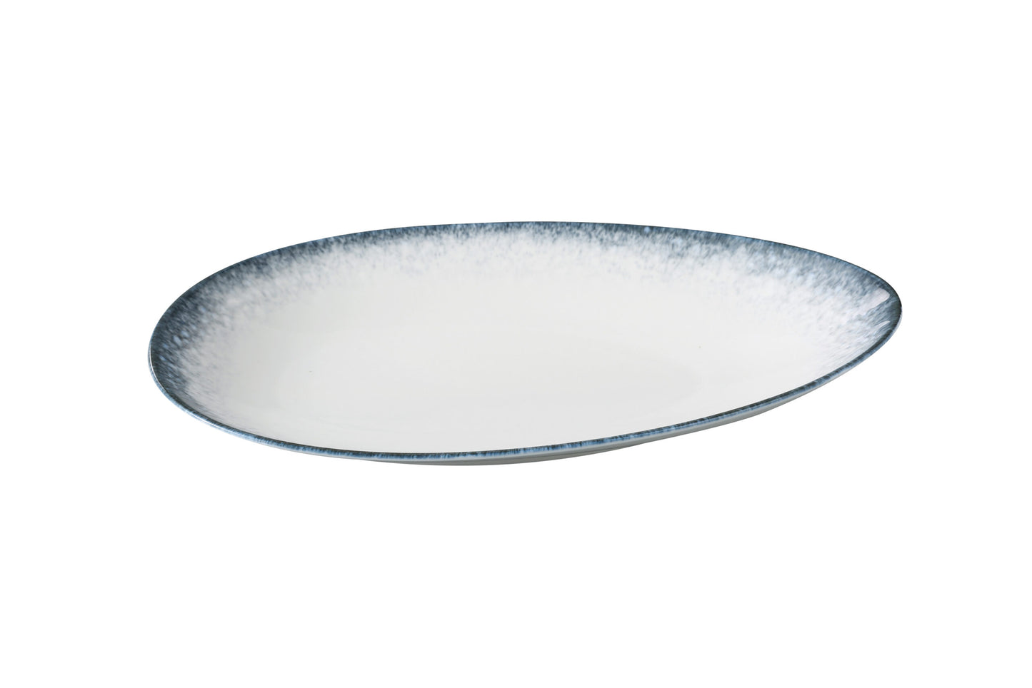 Yanco Deep Oval Plate MR-313 brings both depth and elegance to your tabletop presentations. Highlighted by a sleek midnight blue rim, this plate offers a gently curved interior, perfect for saucy entrées, composed salads, or hearty side dishes. Its porcelain build ensures lasting durability, making it an excellent choice for high-volume foodservice venues with a modern aesthetic.