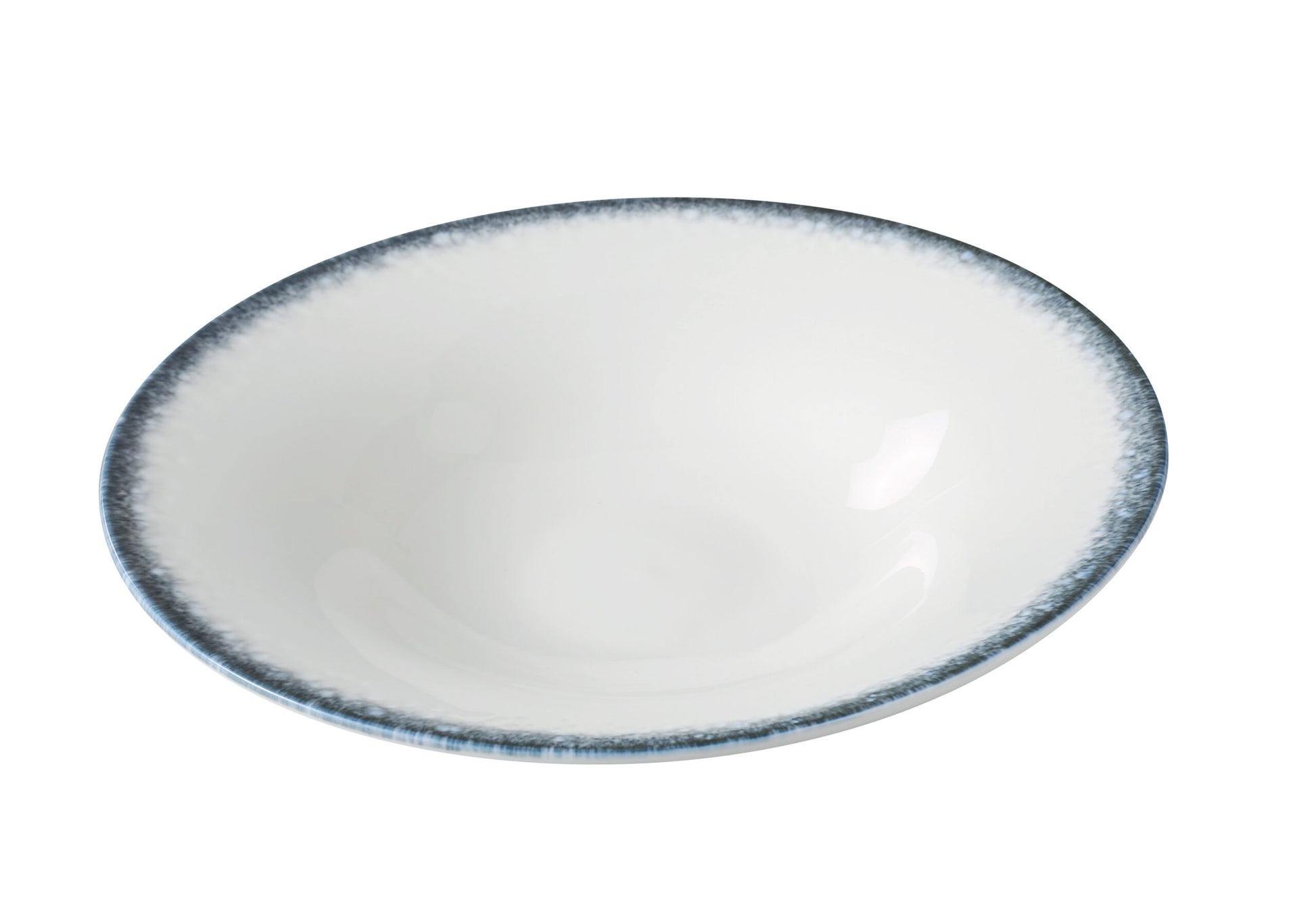 Yanco Salad Plate MR-412 combines depth and modern design to create a versatile piece for salads, grain bowls, or hearty starters. Its 30 oz capacity and gently curved shape provide generous space for layered dishes, while the midnight blue rim adds a bold, contemporary accent to your tabletop. This piece enhances both casual and upscale settings with its balance of style and functionality.