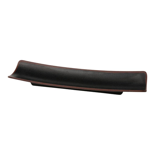 Yanco Long Tray NA-414BK Made from high-quality melamine, this plate is durable and lightweight. Its rectangular shape and break-resistant nature make it suitable for frequent use in commercial dining settings. Designed to be dishwasher safe, this plate ensures easy and efficient cleaning, which is essential for busy hospitality environments. The plate features an black color with a speckled finish and brown rim, adding a sophisticated touch to the presentation of sushi and other dishes. 