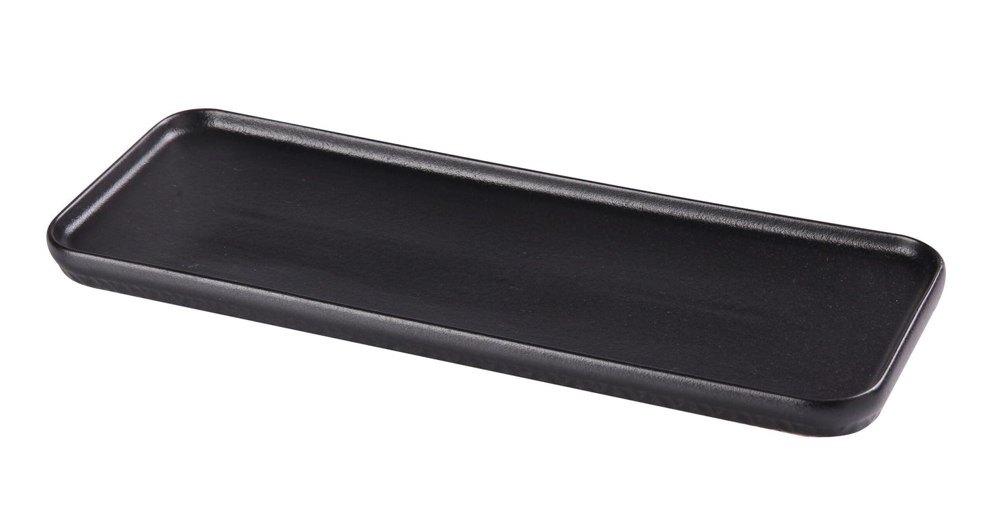 Yanco Rectangular Plate NB-513 Made from high-quality melamine, this plate is both solid and lightweight. Its rectangular shape and break-resistant nature make it ideal for frequent use in commercial dining settings. This plate is designed to be dishwasher safe, ensuring easy and efficient cleaning, which is essential for busy hospitality environments. The black color with a speckled finish and brown rim adds a touch of sophistication, enhancing the presentation of any appetizer or dessert. 