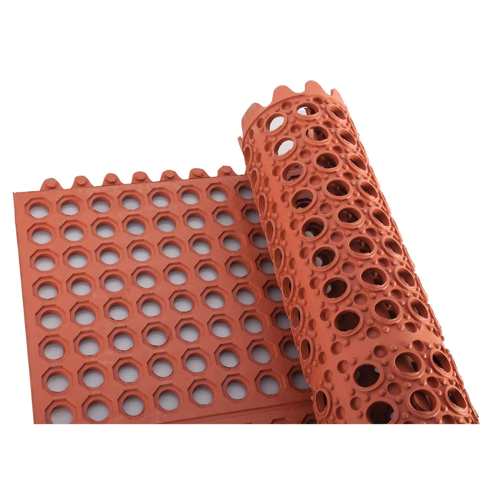 Winco RBMI-33K/33R, 3' x 3', Interlocking, Black/Red Rubber Floor Mat