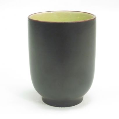 C.A.C. 8oz Golden Green Cup – Durable porcelain coffee cup with a stylish golden green glaze, perfect for restaurants and cafés. Sold 36 per case. SKU: RSCAC-666-1-G.