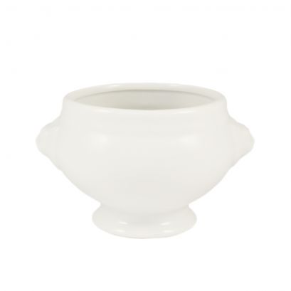 Lion Head Bouillon 64oz 8 1/2" (12/Case) – Extra-large bouillon bowl featuring the iconic lion head design, perfect for serving soups, stews, or large shared portions. Made from durable, high-quality porcelain, ideal for restaurants, hotels, and catering presentations that require both elegance and functionality.