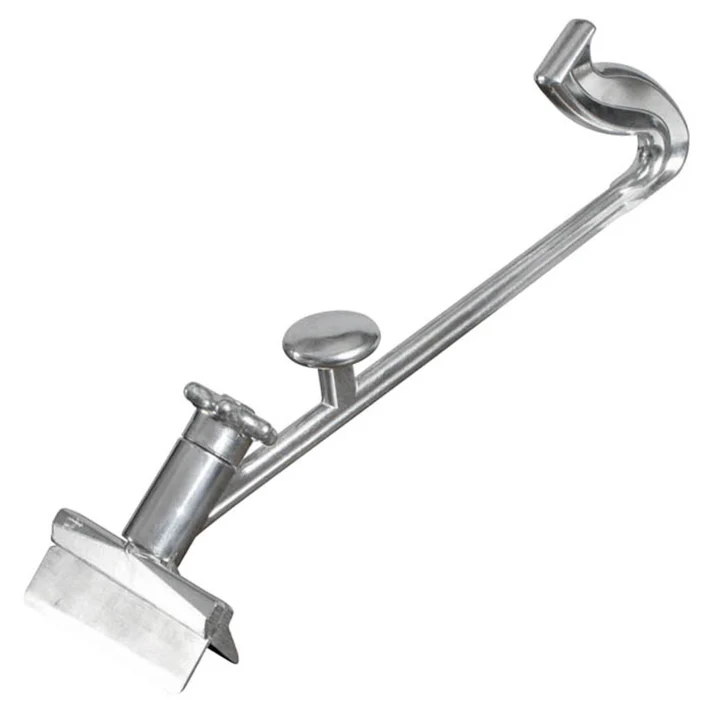 16" Grill Scrapper 12/Pack an indispensable tool in any commercial kitchen, this scraper is built with an aluminum blade which is strong enough to withstand heavy duty use without losing its shape. Use this scraper to easily clean hard-to-reach areas.