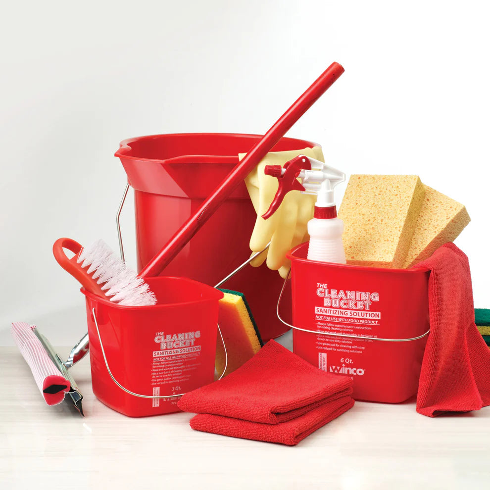 Winco UPP-10G to 14R, 10/14 Qt PP Red/Gray Utility Pail w/ Pour Spout
