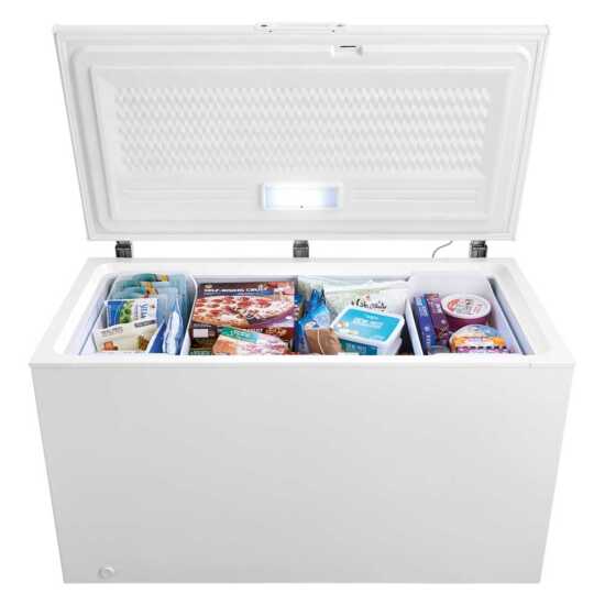 Coldline CF60 60" Commercial Chest Freezer, 15.0 cu. ft., offers expansive storage for bulk frozen goods in commercial environments. Ideal for high-volume use, it ensures easy access and organized storage.






