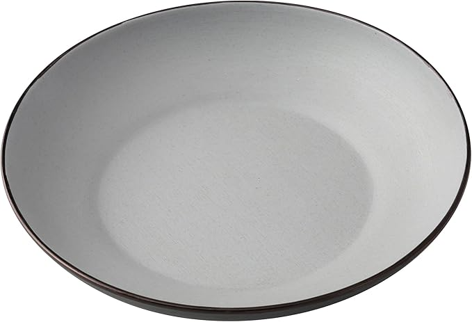Yanco Salad/Pasta Bowl BM-709 Made from durable two-tone melamine and has a capacity of 30 ounces. The bowl is lightweight, shatter-resistant, and ideal for both casual and formal dining settings, offering an elegant and practical option for serving salads, soups, or other dishes.