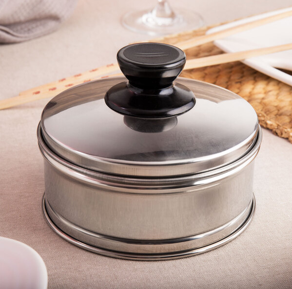 Versatile cooking lid